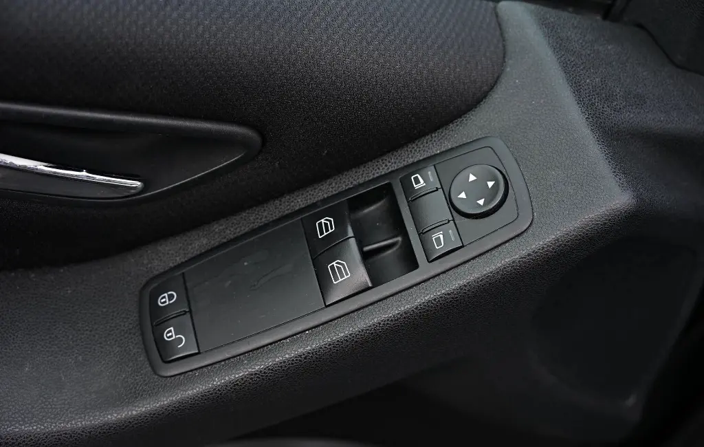 image (19)_result.webp