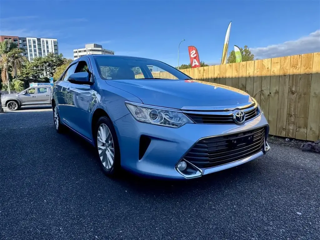 2015 Toyota Camry G Luxury Package